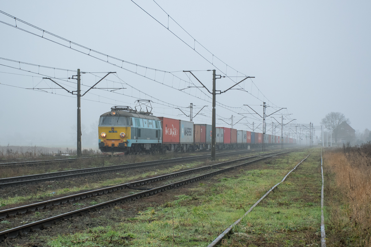 ET22-933 [PKP Cargo]