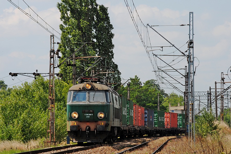 ET22-961 [PKP Cargo]