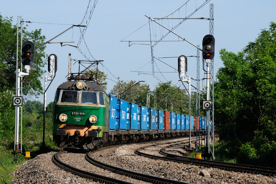 ET22-978 [PKP Cargo]