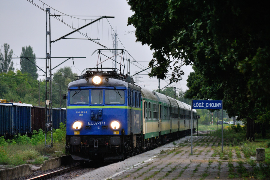 EU07-171 [PKP Cargo / del. PKP InterCity]