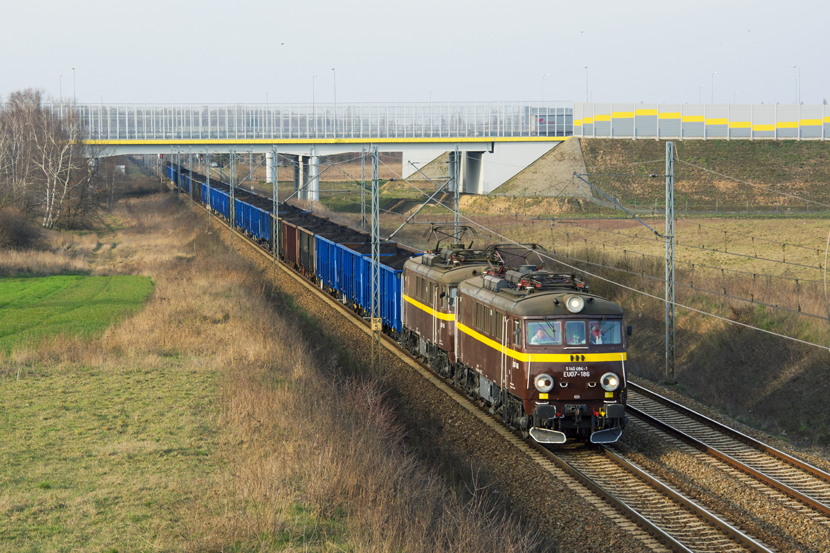 EU07-186 [PUK Kolprem]