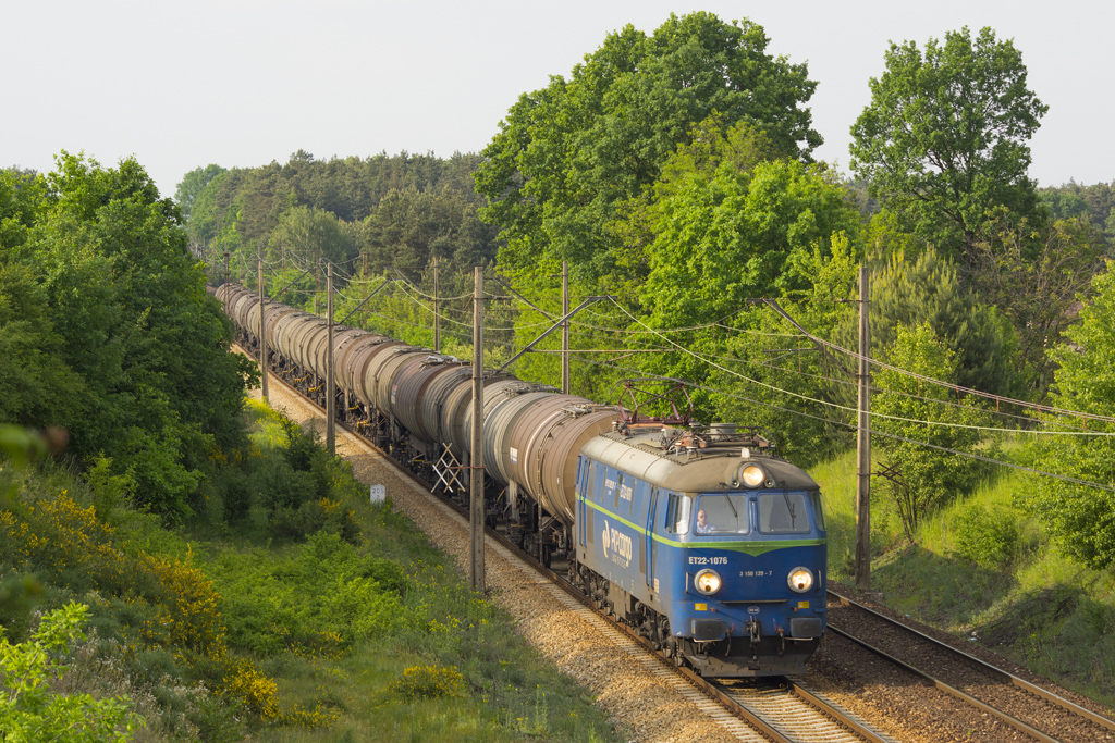ET22-1076 [PKP Cargo]