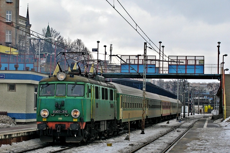 EU07-216 [PKP InterCity]