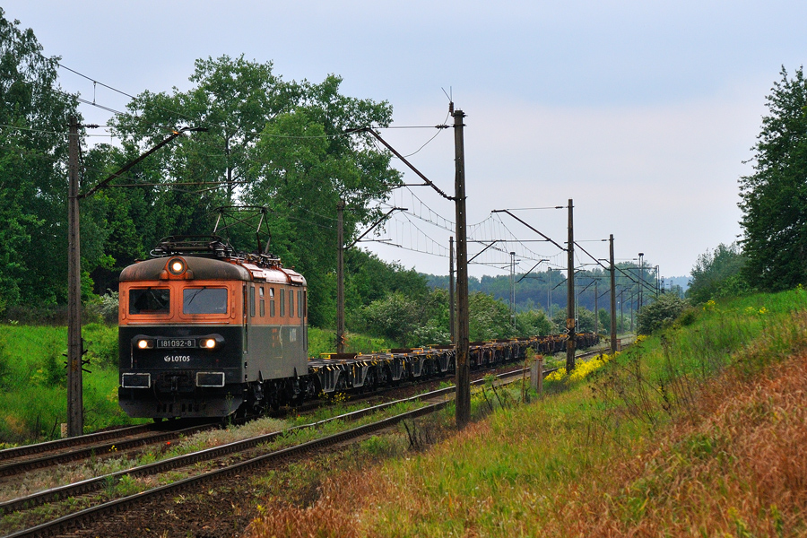 181 092-8 [STK Wrocław / del. Lotos Kolej]