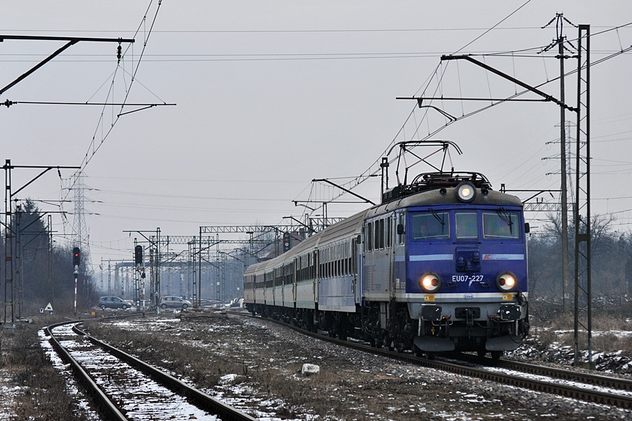 EU07-227 [PKP InterCity]