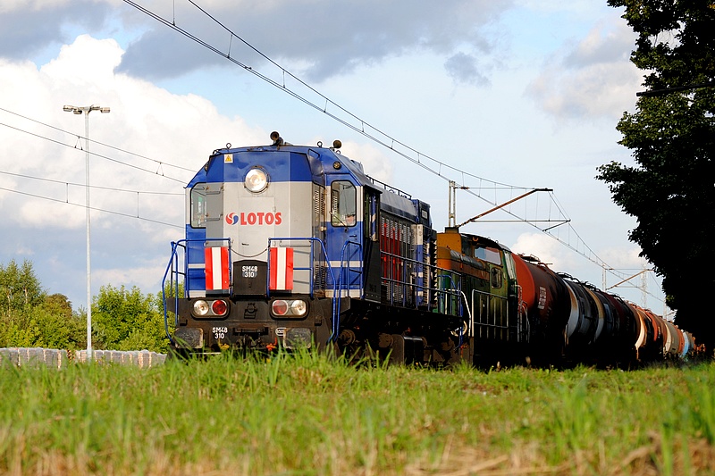 SM48-310 [Lotos Kolej]