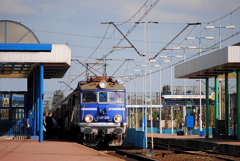 EU07-230 [PKP InterCity]