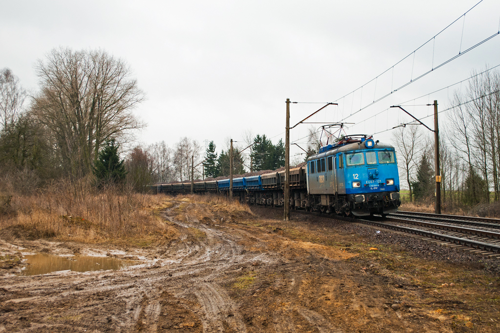 EU07-121 [ZPNTMiU Tabor Dębica / del. Pomorskie Przedsiębiorstwo Mostowo-Torowe]