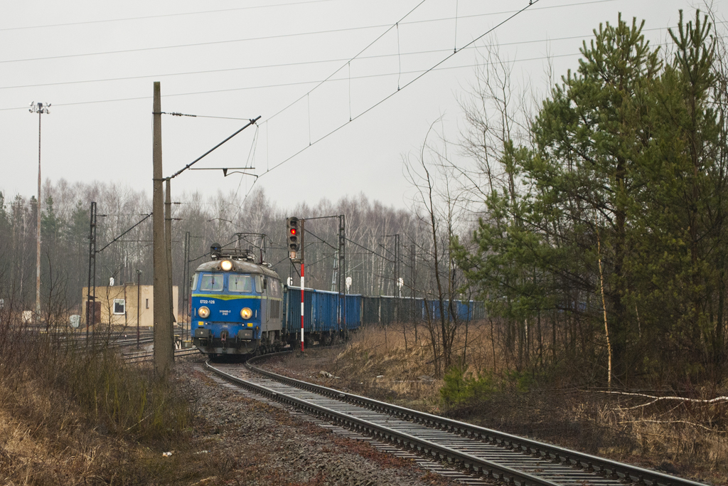 ET22-128 [PKP Cargo]