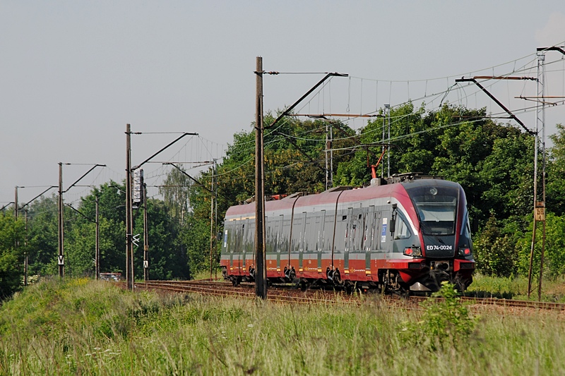 ED74-002 [PKP InterCity]