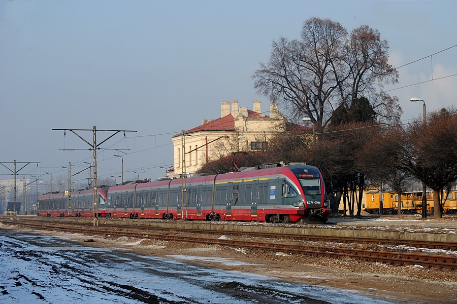 ED74-008 [PKP InterCity]