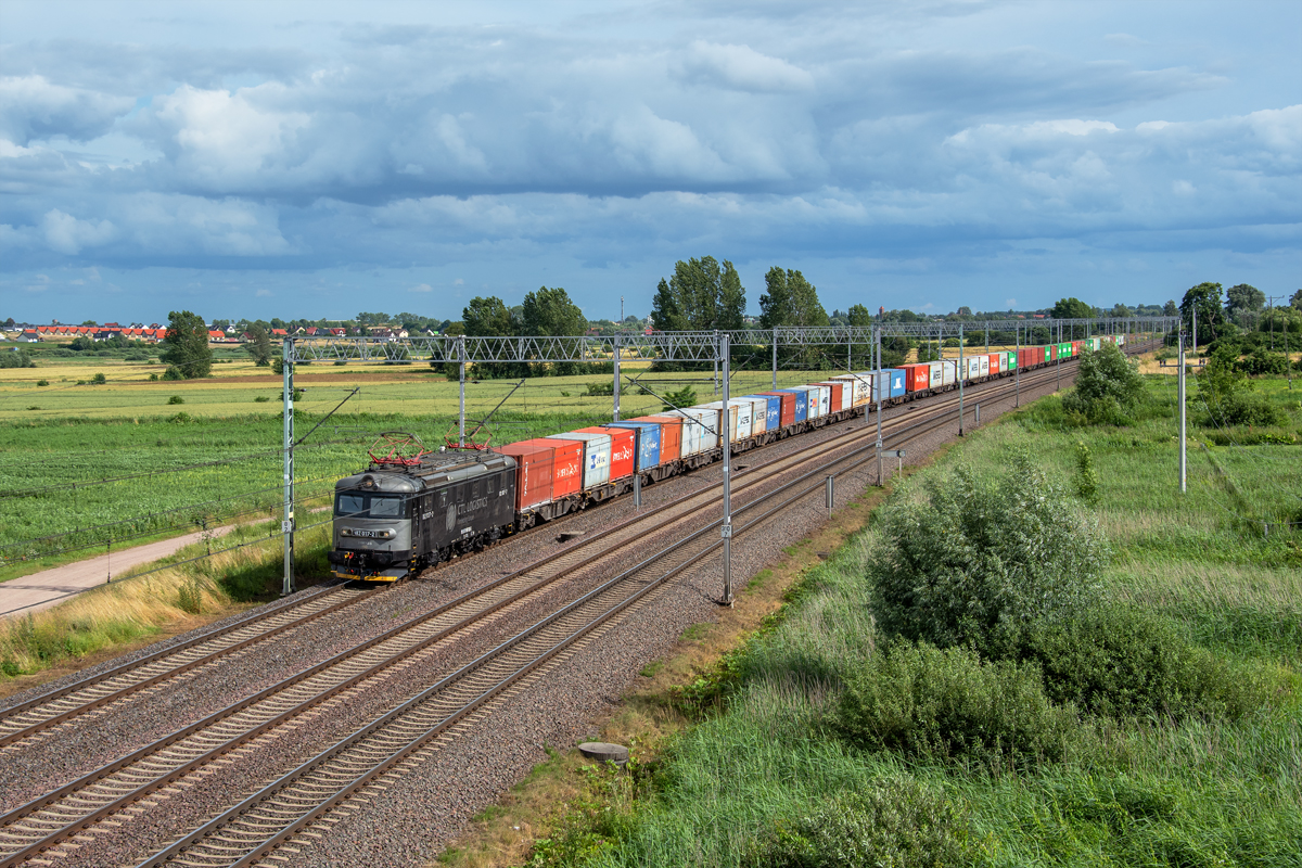 182 037-2 [CTL Logistics]