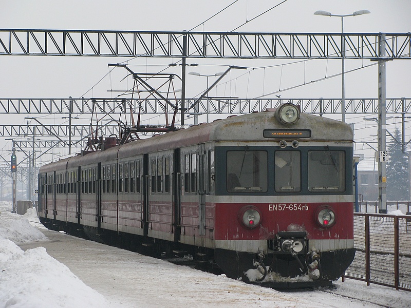 EN57-654 [Przewozy Regionalne]
