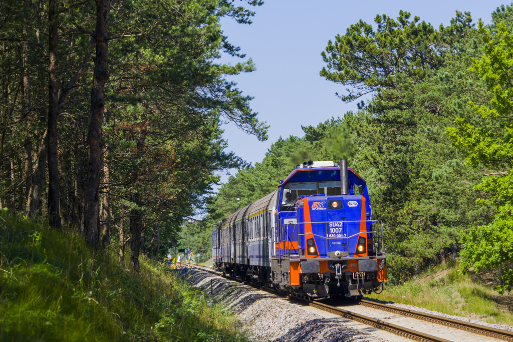SU42-1007 [PKP InterCity]