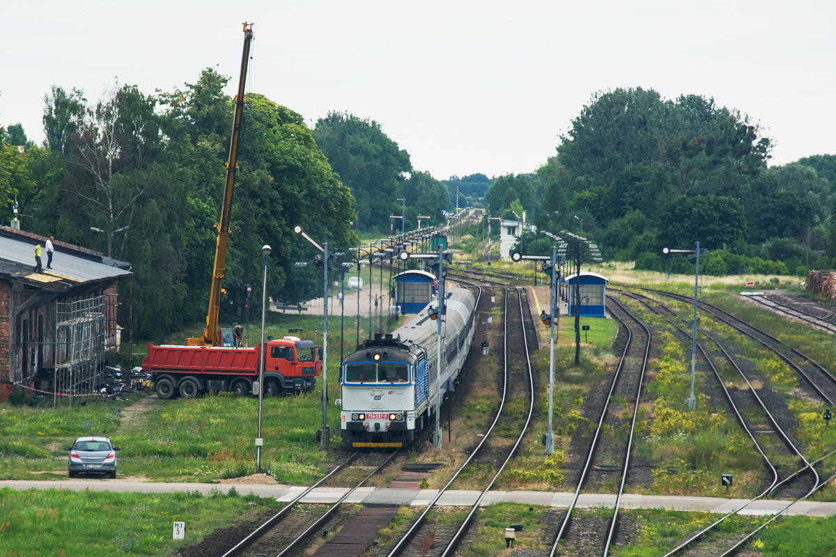 754 037-0 [PKP InterCity]