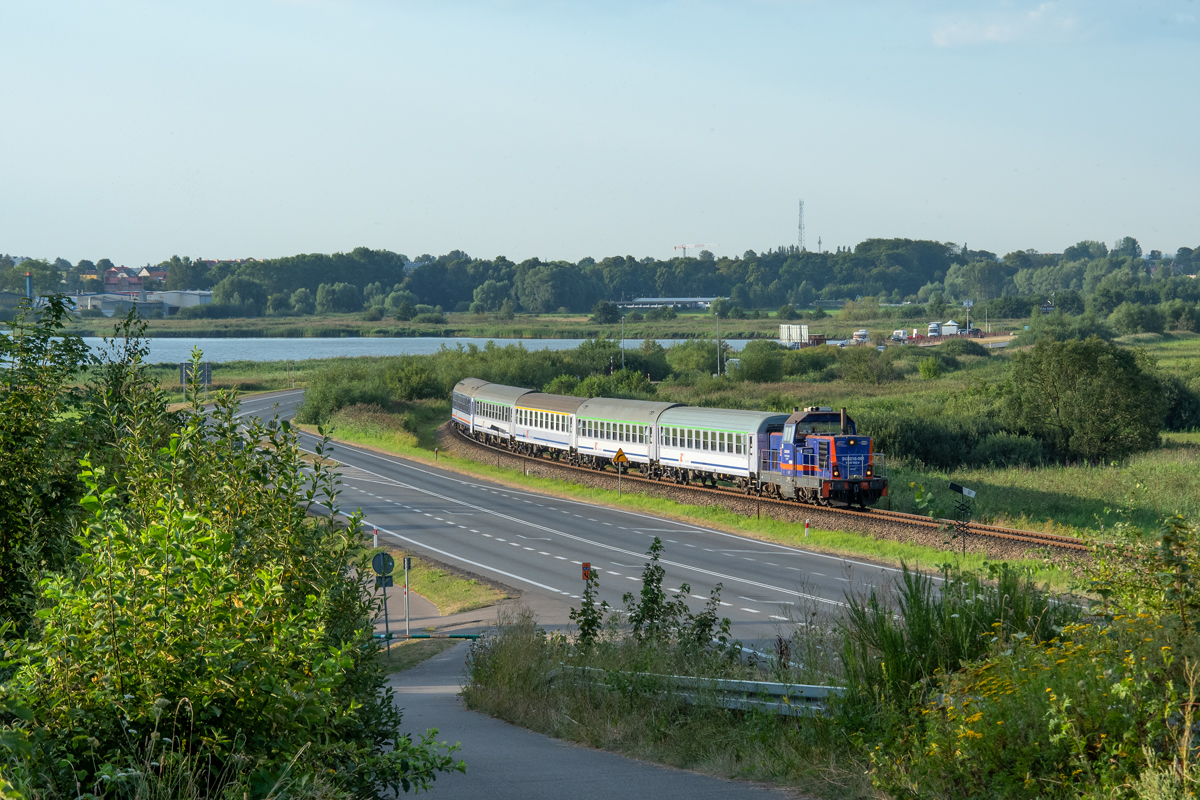 SU4210-001 [PKP InterCity]