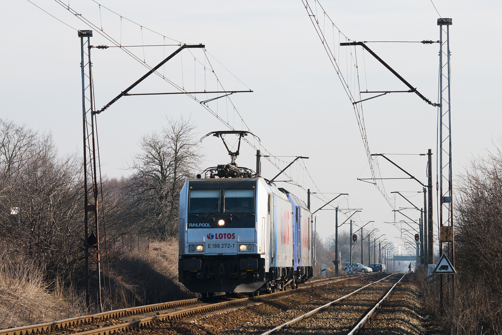 E186 272-1 [Railpool GmbH / del. Lotos Kolej]