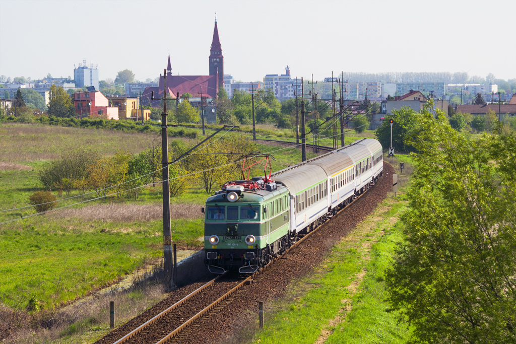 EP07-174 [PKP InterCity]