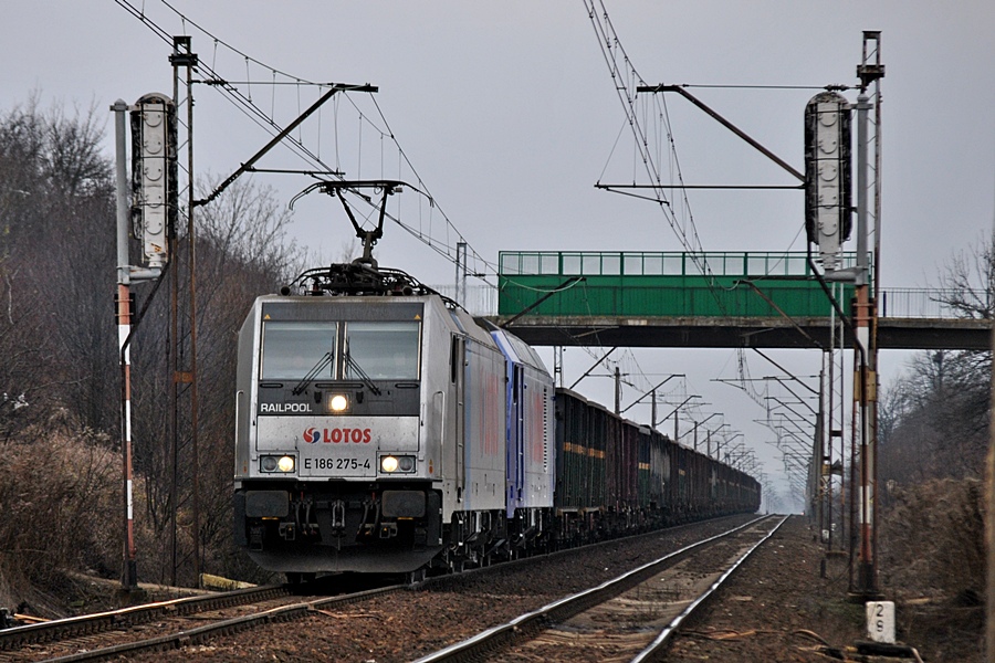 E186 275-4 [Railpool GmbH / del. Lotos Kolej]