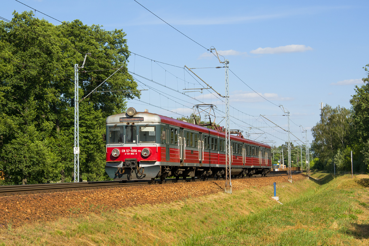 EN57-1056 [Przewozy Regionalne]