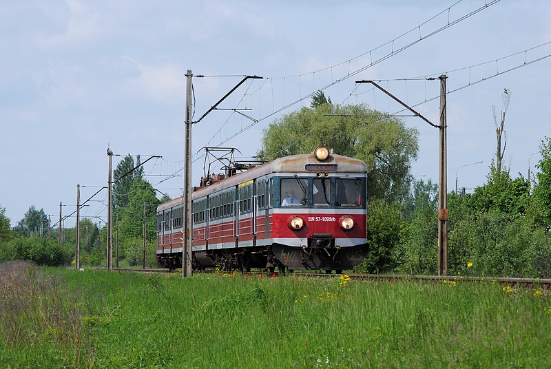 EN57-1095 [Przewozy Regionalne]