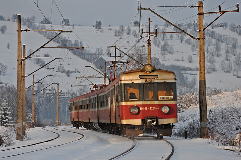 EN57-1239 [Przewozy Regionalne]