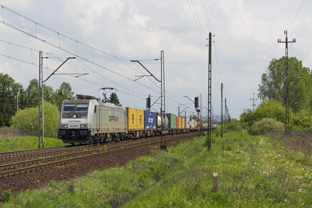 186 265-5 [Akiem SNCF / del. Captrain Polska]
