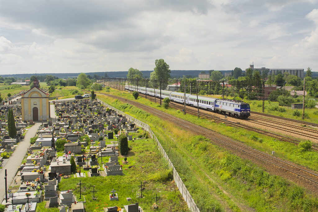 EP09-011 [PKP InterCity]