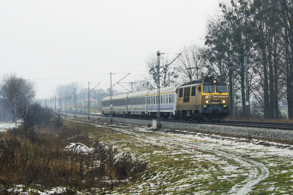 EP09-011 [PKP InterCity]