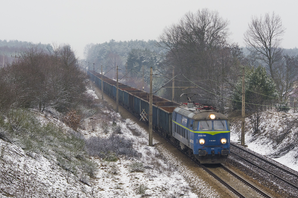 ET22-702 [PKP Cargo]