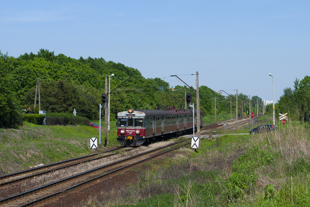 EN57-1241 [Przewozy Regionalne]