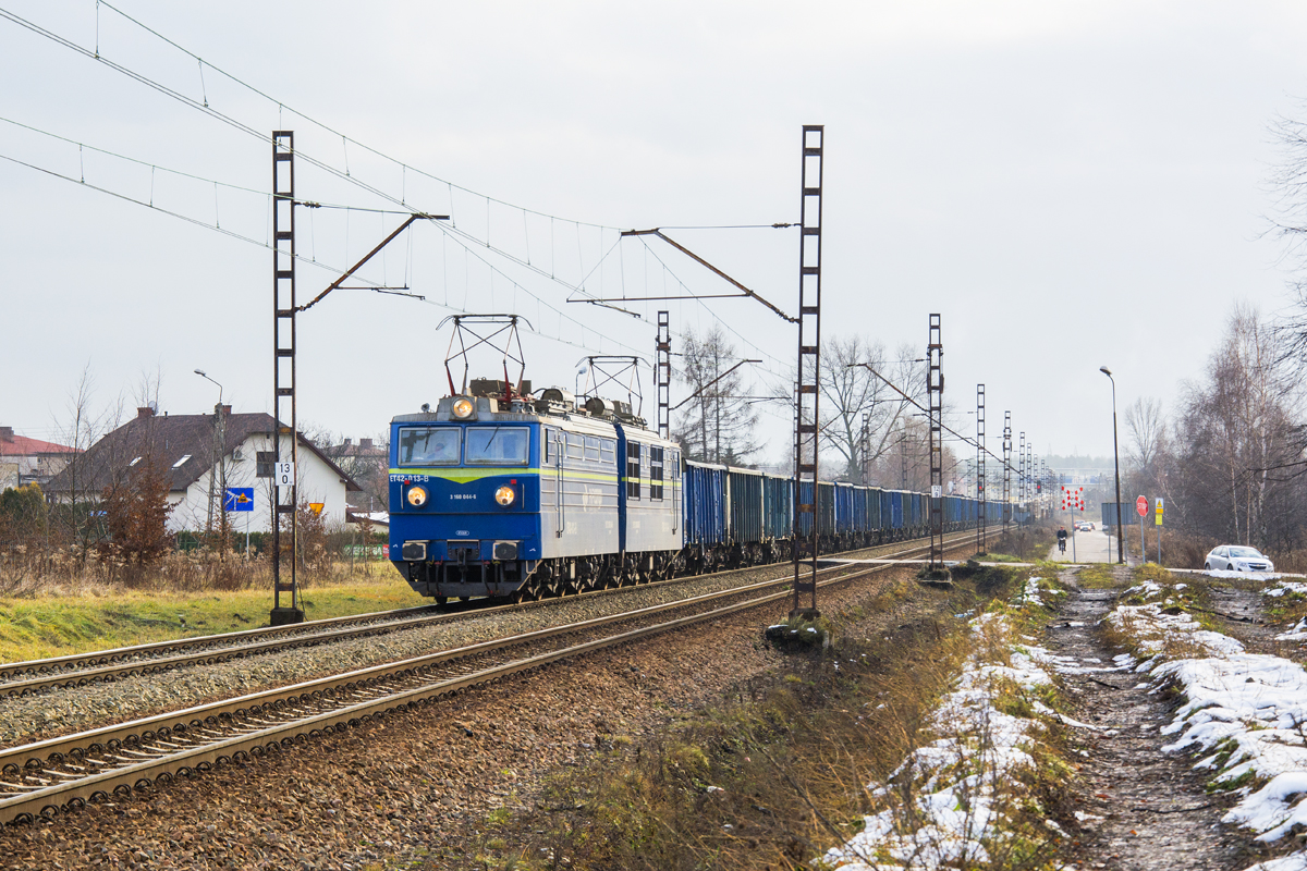 ET42-013 [PKP Cargo]