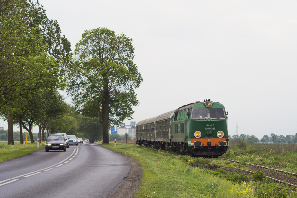 SU45-089 [Przewozy Regionalne]