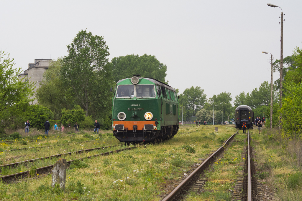SU45-089 [Przewozy Regionalne]