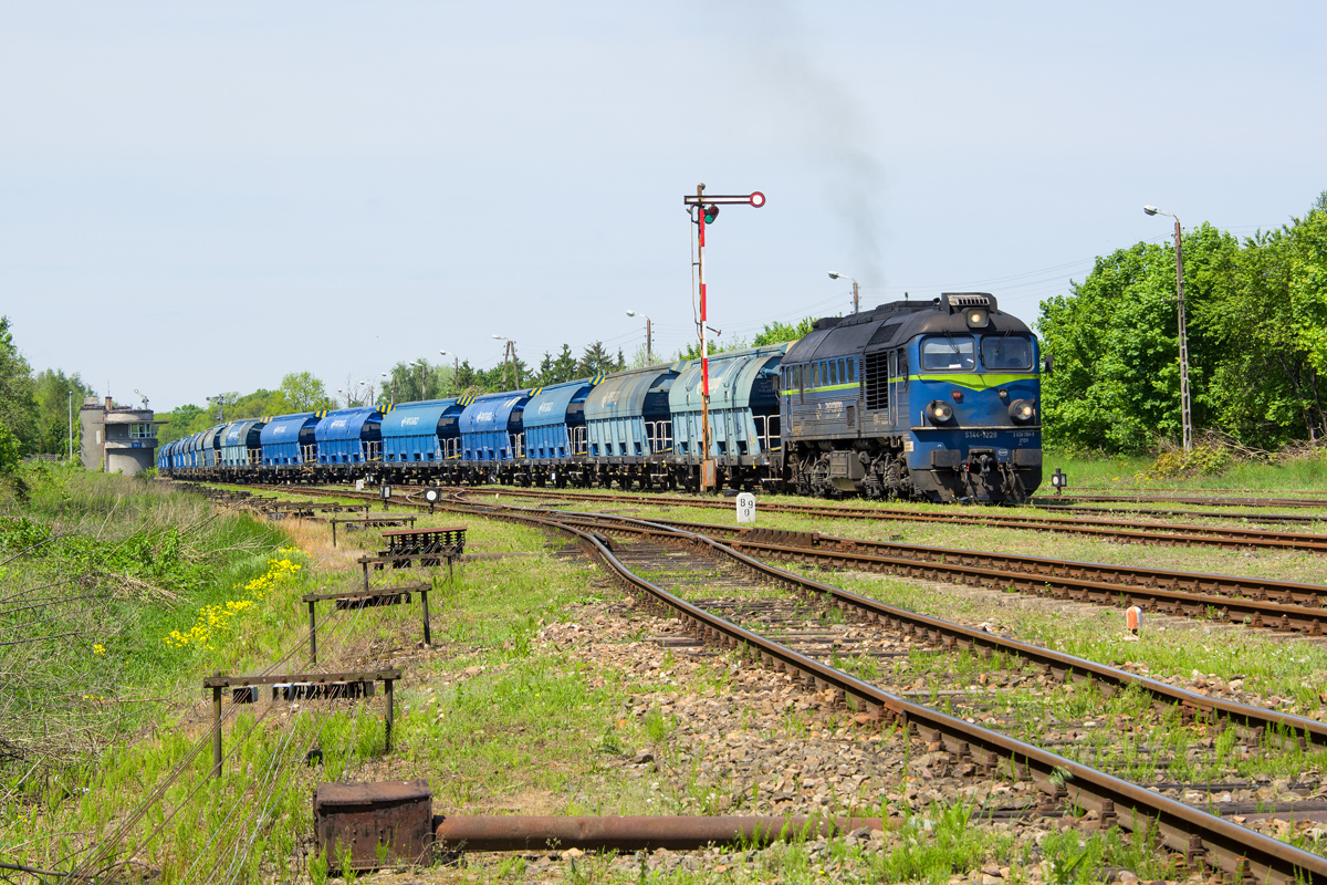ST44-1228 [PKP Cargo]