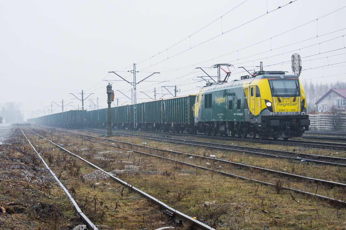 E6ACTd-105 [Freightliner PL]