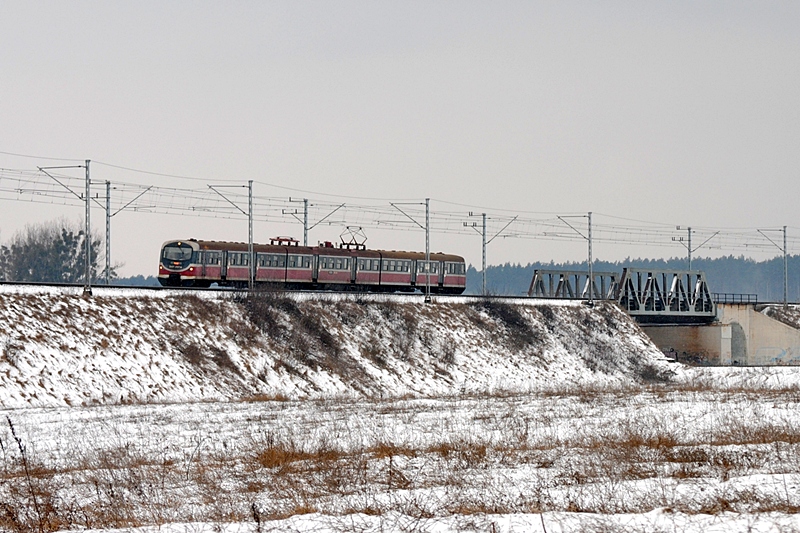 EN57-2057 [Przewozy Regionalne]
