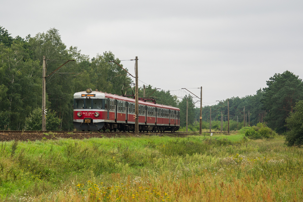 EN57-1250 [Przewozy Regionalne]