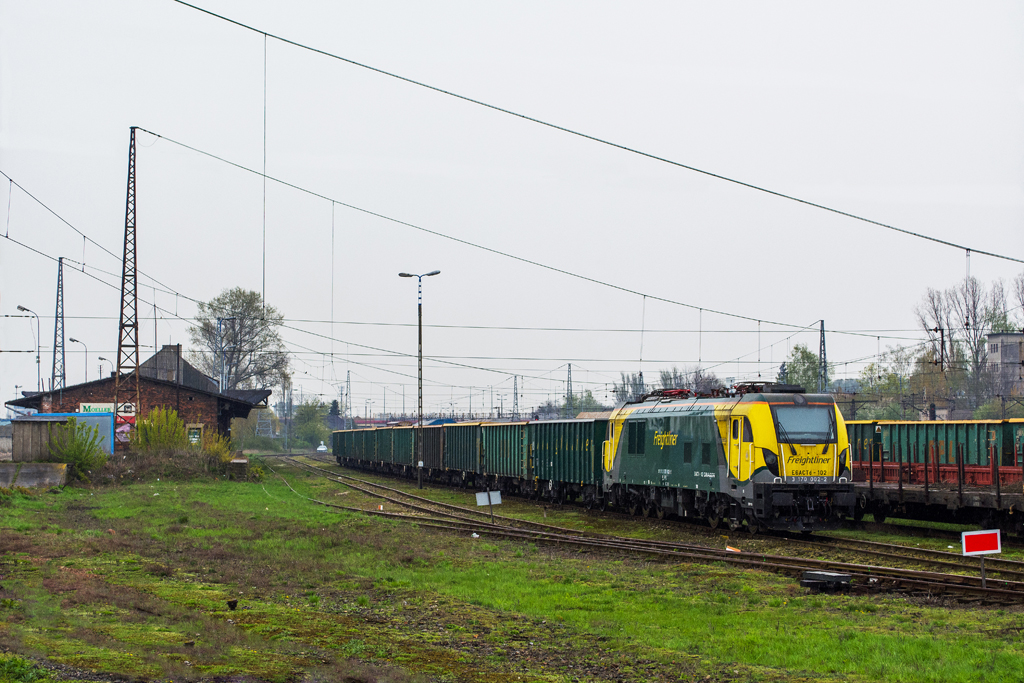 E6ACTd-102 [Freightliner PL]