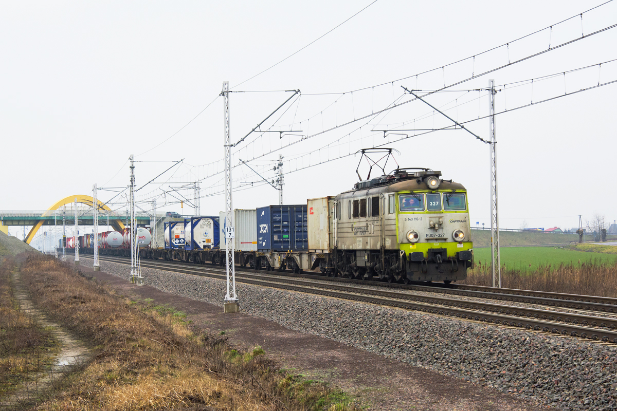 EU07-327 [Captrain Polska]