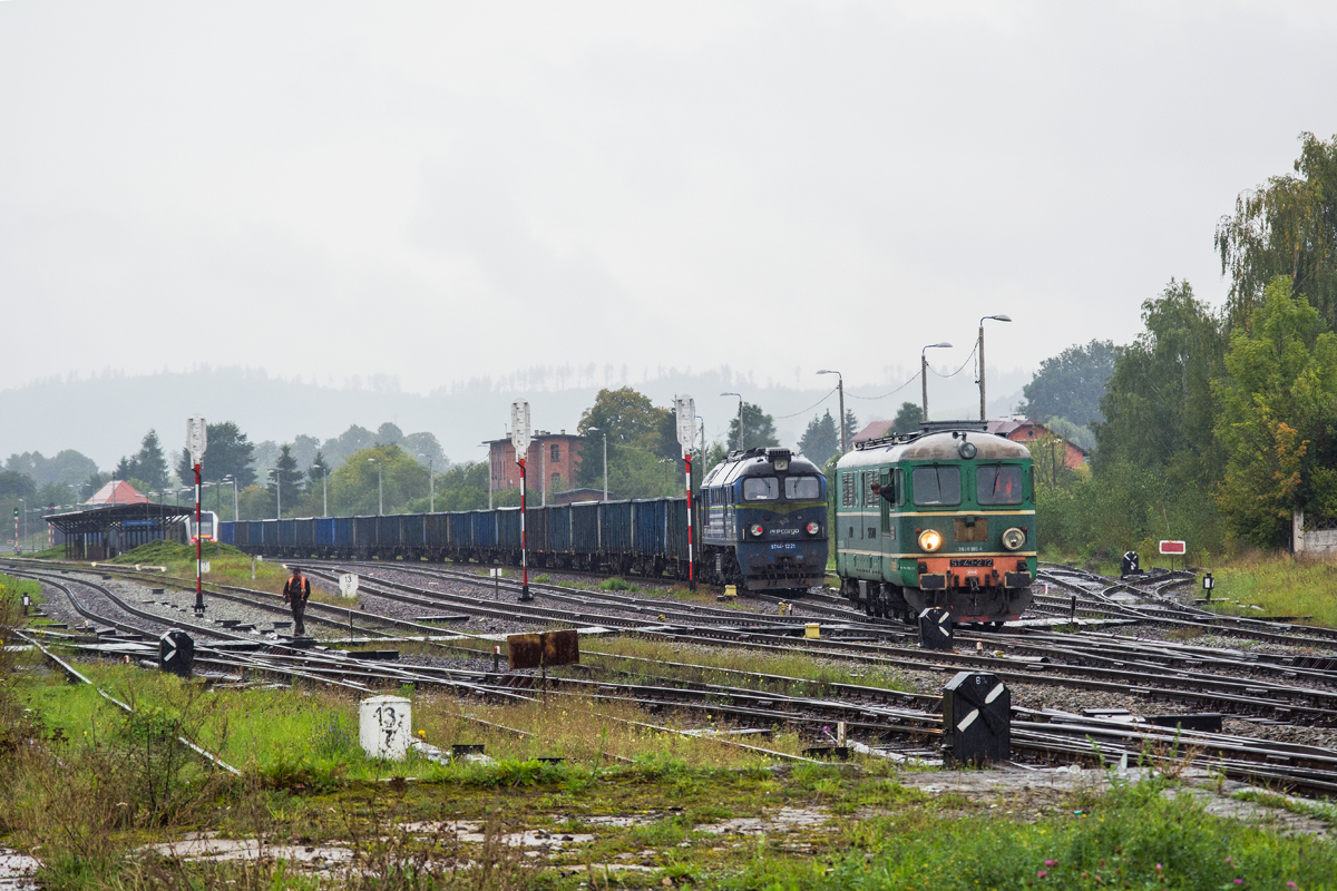 ST43-272 [PKP Cargo]