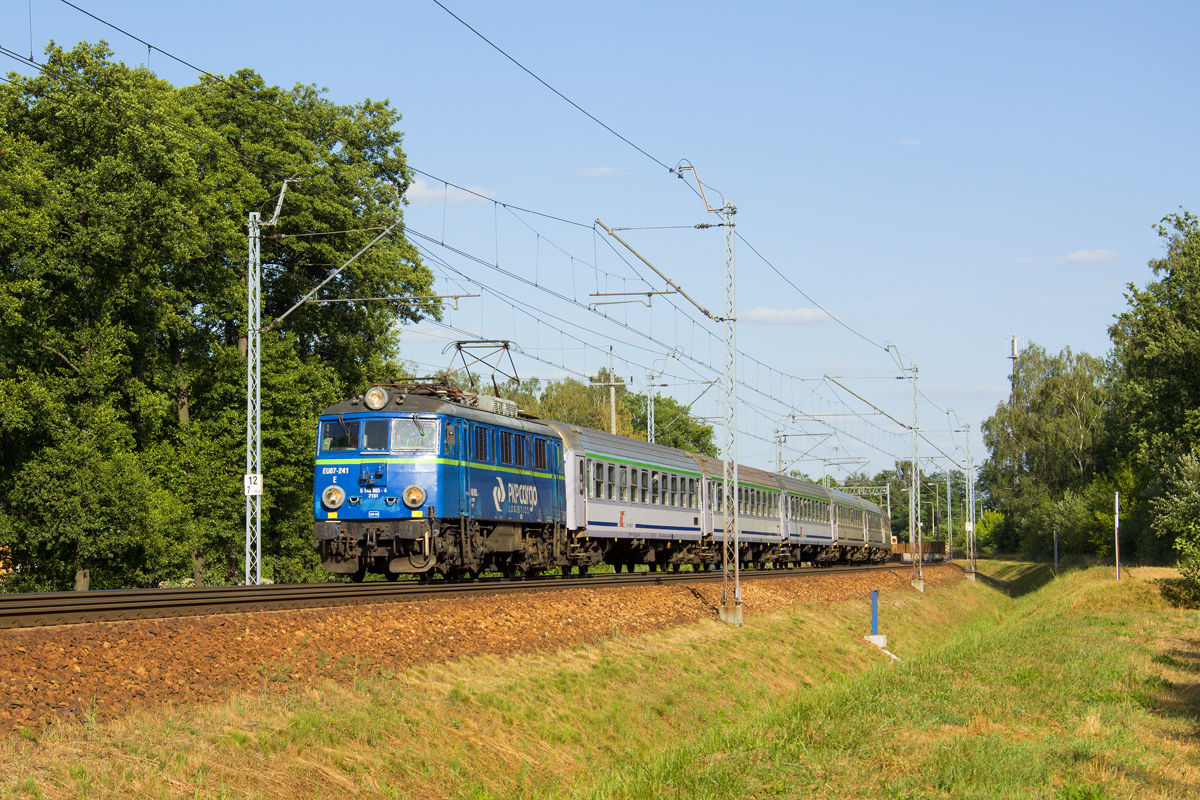EU07-241 [PKP InterCity]