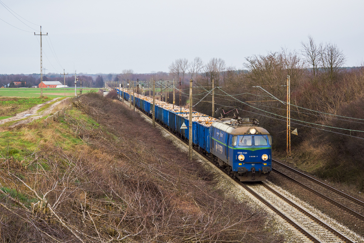 ET22-1121 [PKP Cargo]
