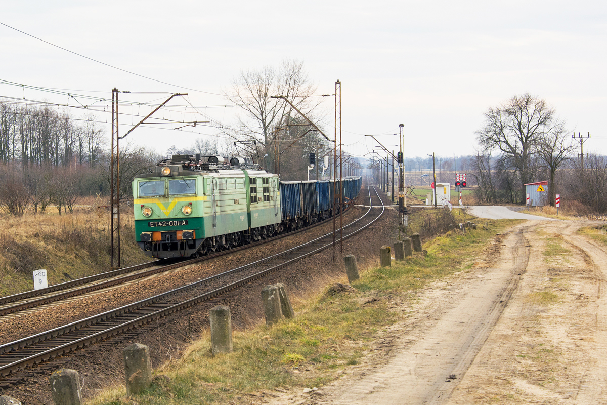 ET42-001 [PKP Cargo]