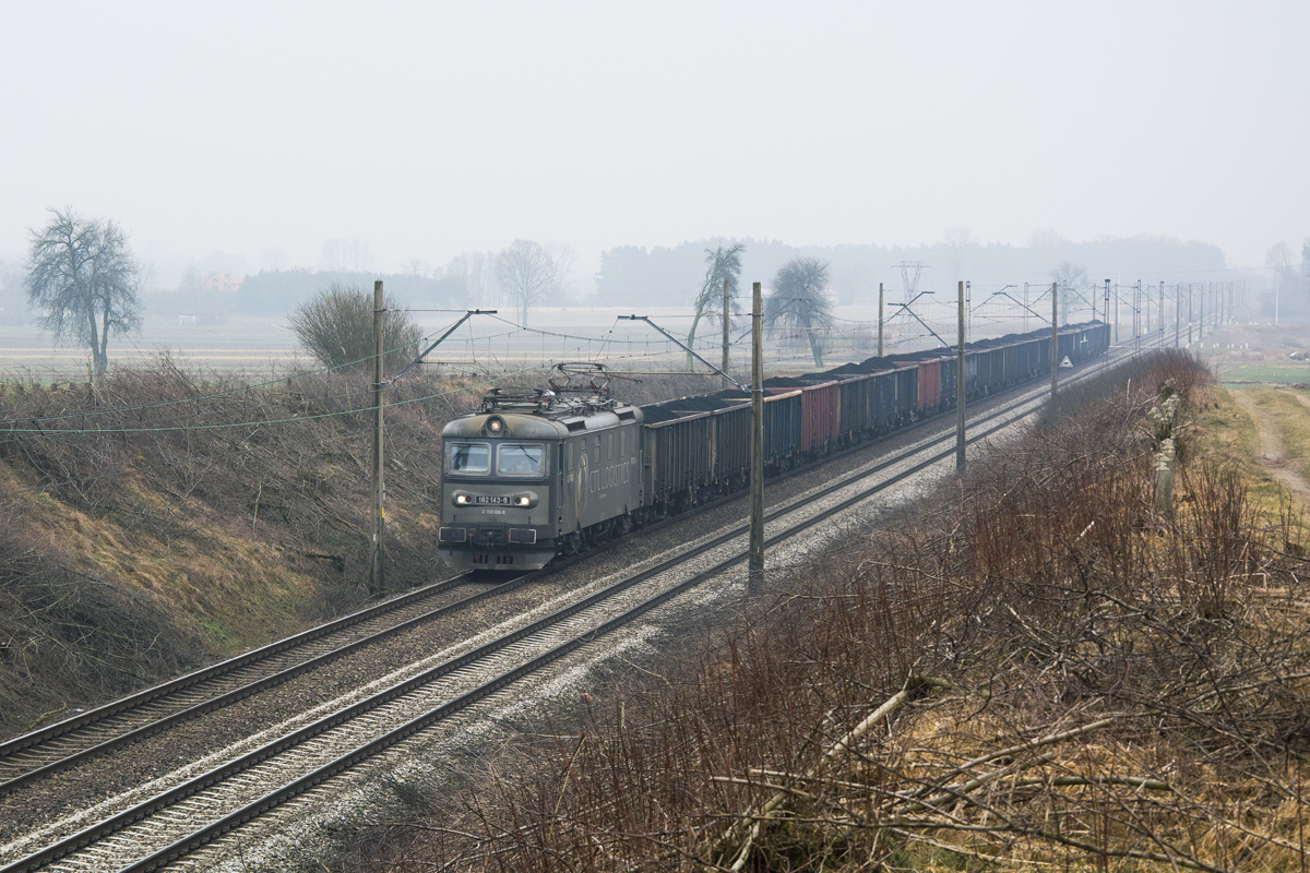182 143-8 [CTL Logistics]