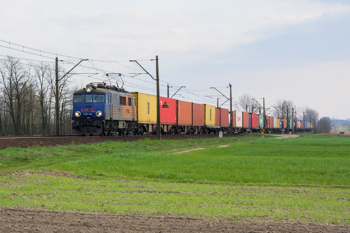 EU07-484 [PCC Intermodal]