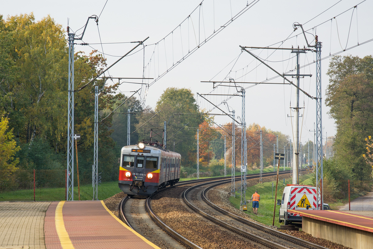 EN57-919 [Przewozy Regionalne]