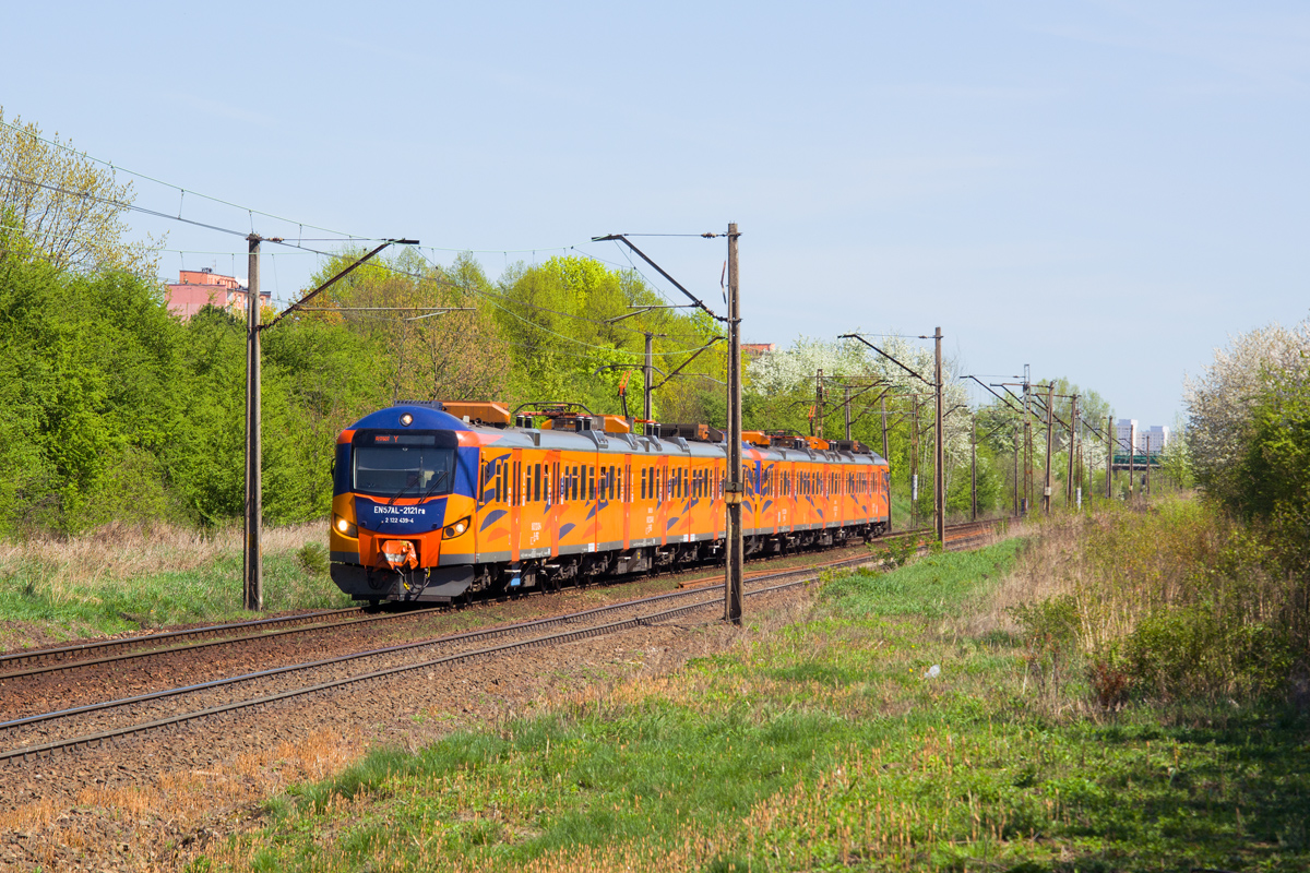 EN57AL-2121 [Przewozy Regionalne]