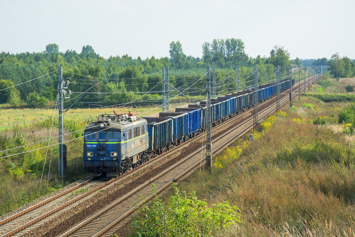 EU07-1525 [PKP Cargo]