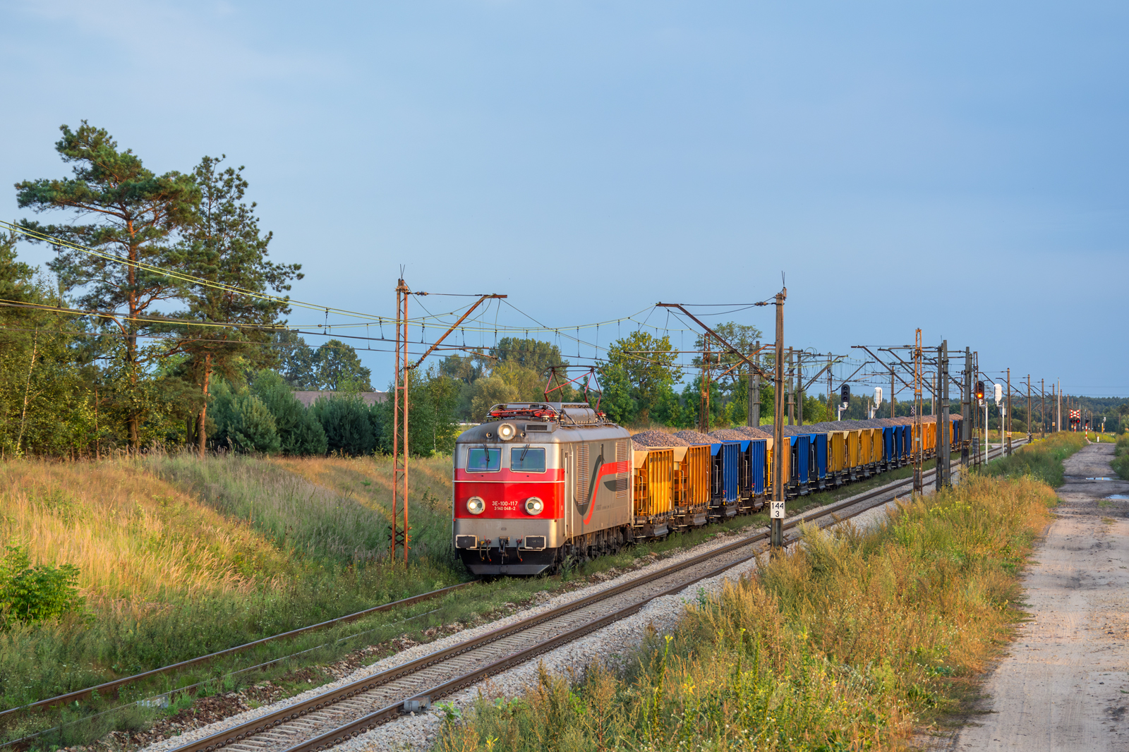 3E-100-017 [Pomorskie Przedsiębiorstwo Mostowo-Torowe]